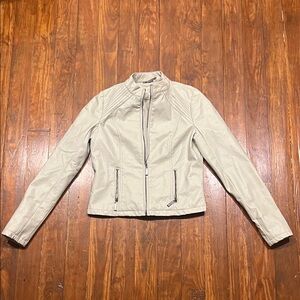 Elegant Cream Leather Jacket